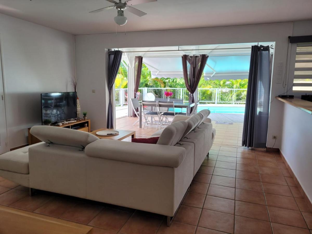 Villa Ste Marthe Avec Piscine, Grande Terrasse, Jardin Intime Et Citerne D'Eau Saint-Francois  Exterior photo